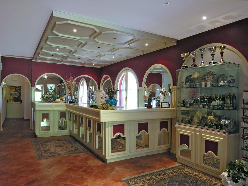 Hotel Cavalieri Пассиньяно-суль-Тразимено Экстерьер фото